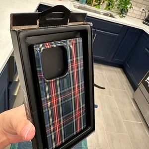 Flaunt Square IPhone 14 Case